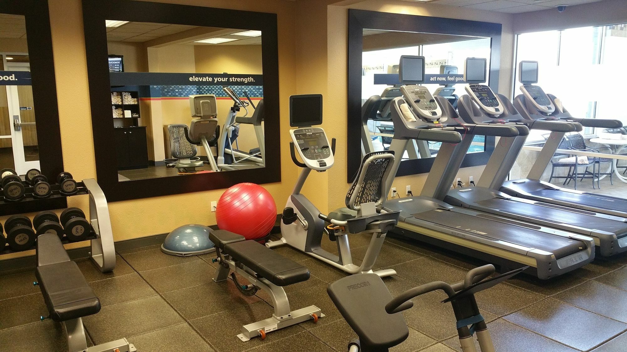 Hampton Inn Idaho Falls / Airport מראה חיצוני תמונה